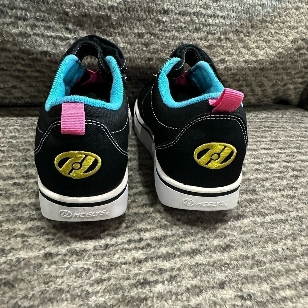 HEELYS Skate Shoes Girl's Pro 20 X2 Rainbow